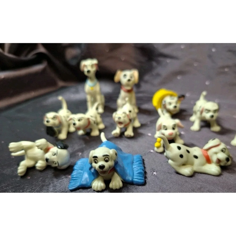 Lot Of 14 Vintage Disney Figure 101 102 Dalmations Puppy 1.5
